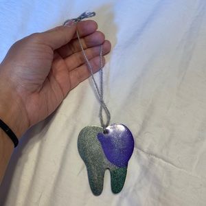Handmade resin tooth